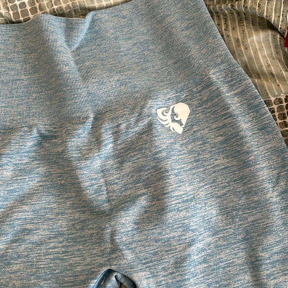 BNWT - Women’s Best seamless leggings - L - Picture 2 of 7